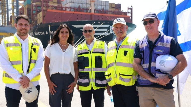 נמל הדרום: אניית MSC Nicola Mastro התקבלה על ידי שרת התחבורה