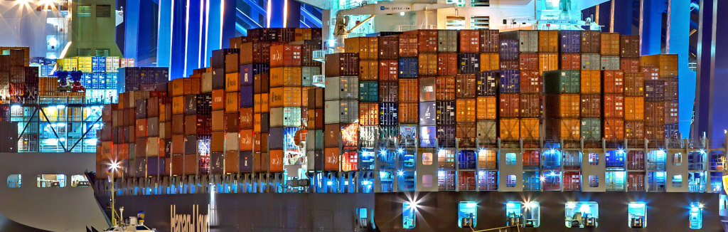Risk Management in International Shipping: How to Protect Your Shipments from Damages and Delays