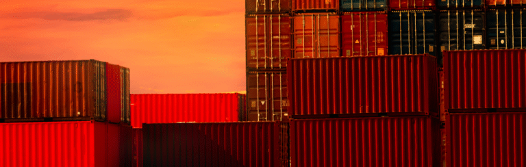 פרמיות ביטוח המלחמה למשלוחים לישראל זינקו פי שלושה: השפעות, סיכונים ודרכי התמודדות